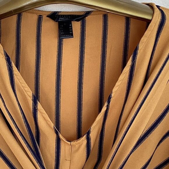 Streetwear medium yellow top tie front woman’s - Picture 5 of 8